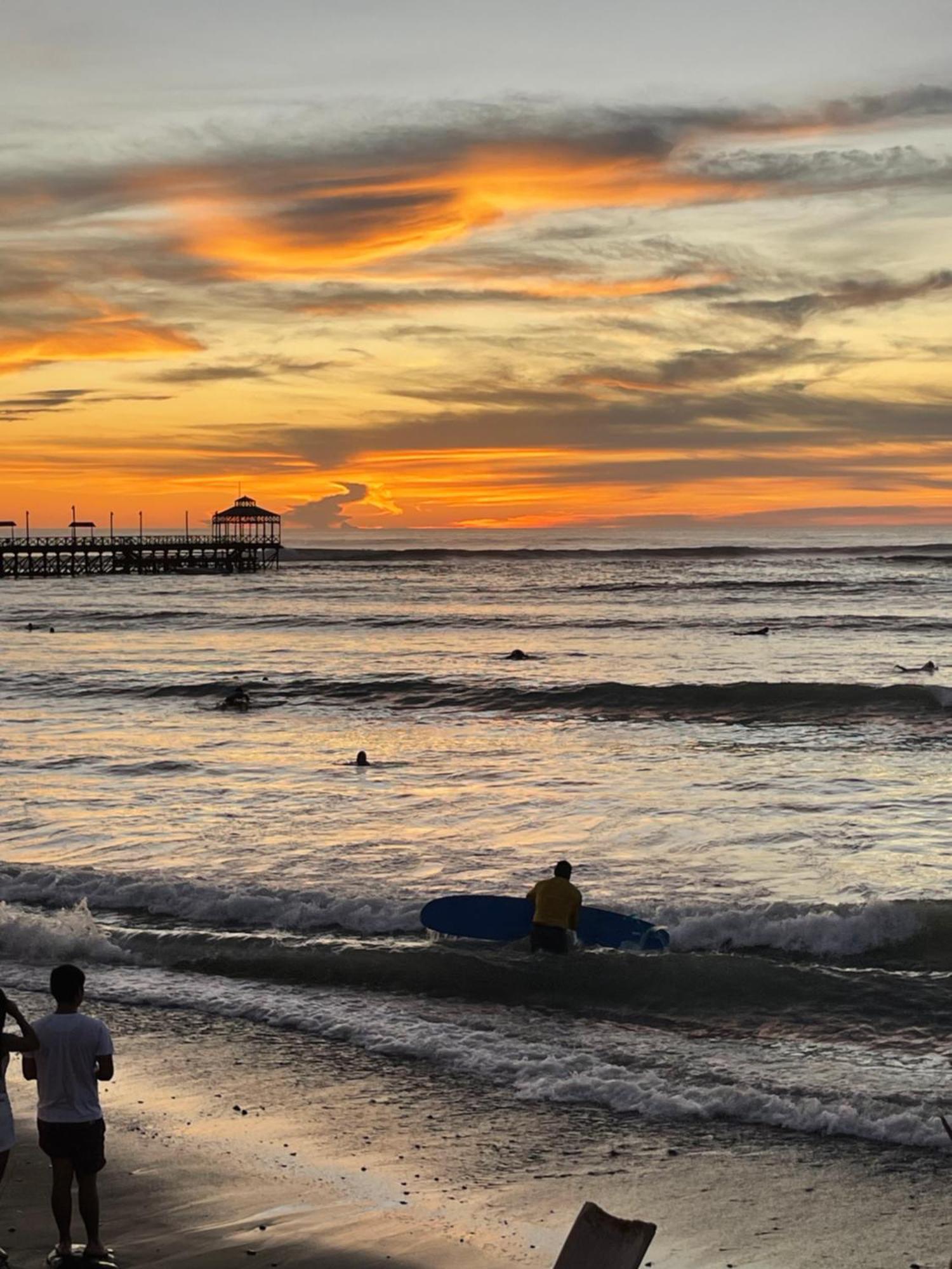 Totora Surf Hostel Huanchaco Luaran gambar